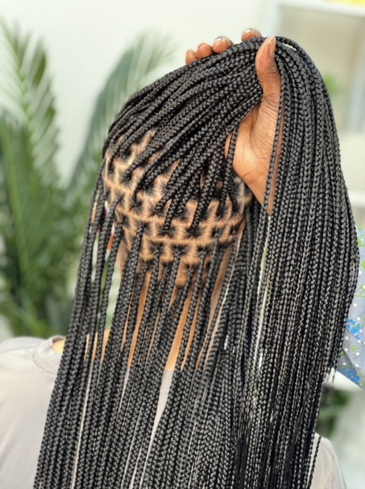 Small Size Knotless