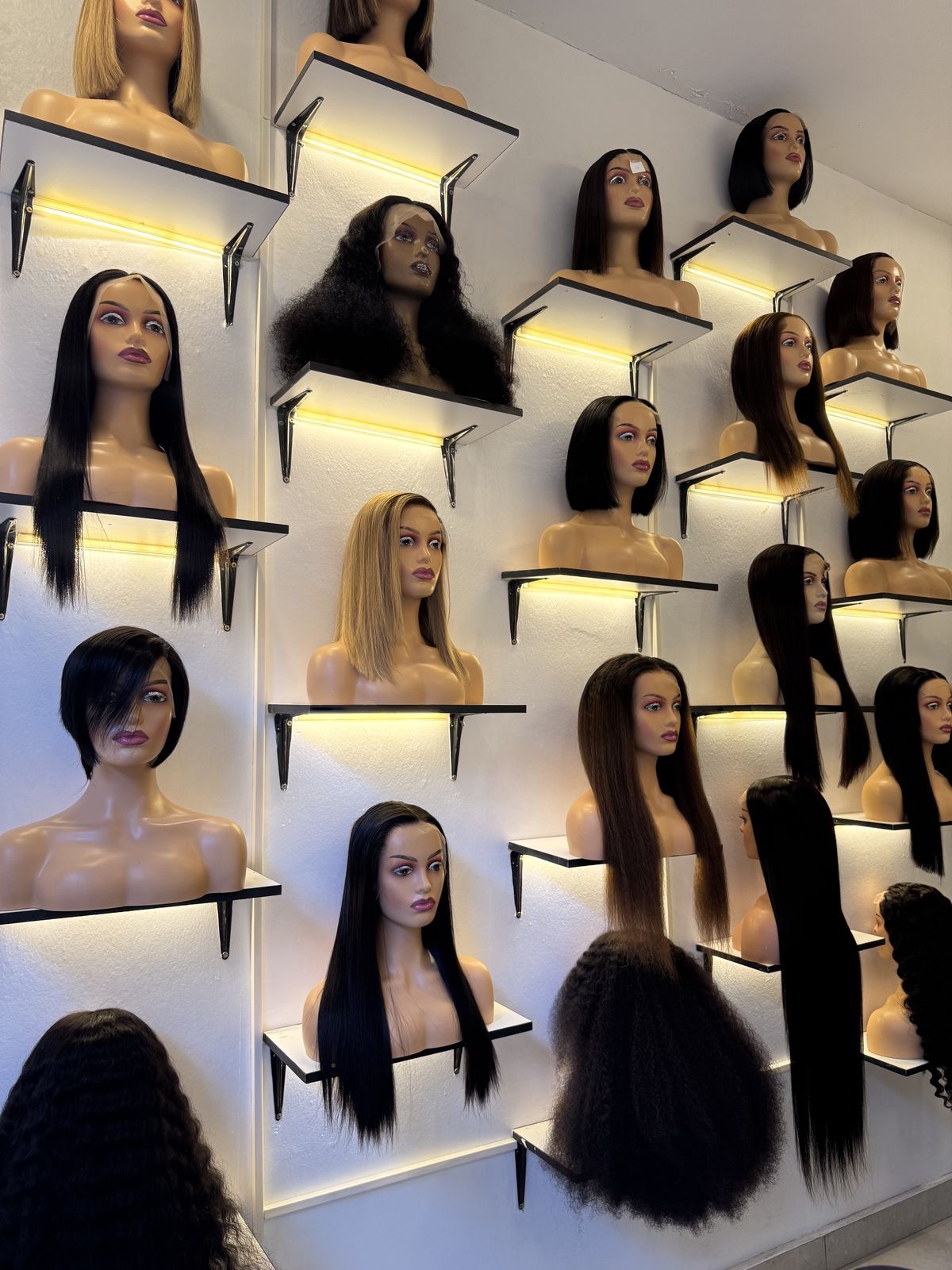 Wigs Collection , photo 24